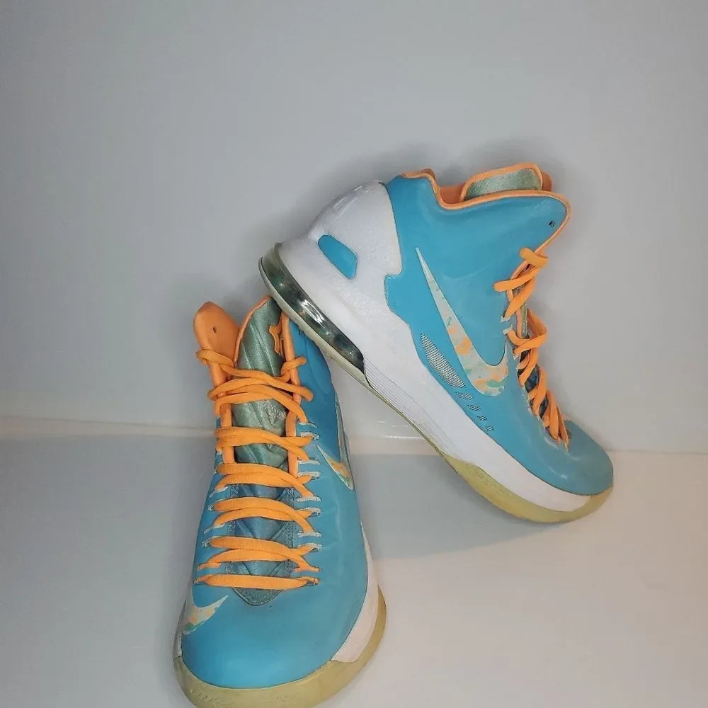 Nike Zoom KD V (Kevin Duran) Easter Edition (554988-402) Size 8 Year 2013